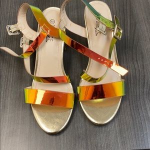 Women Iridescent Gold Sandal
